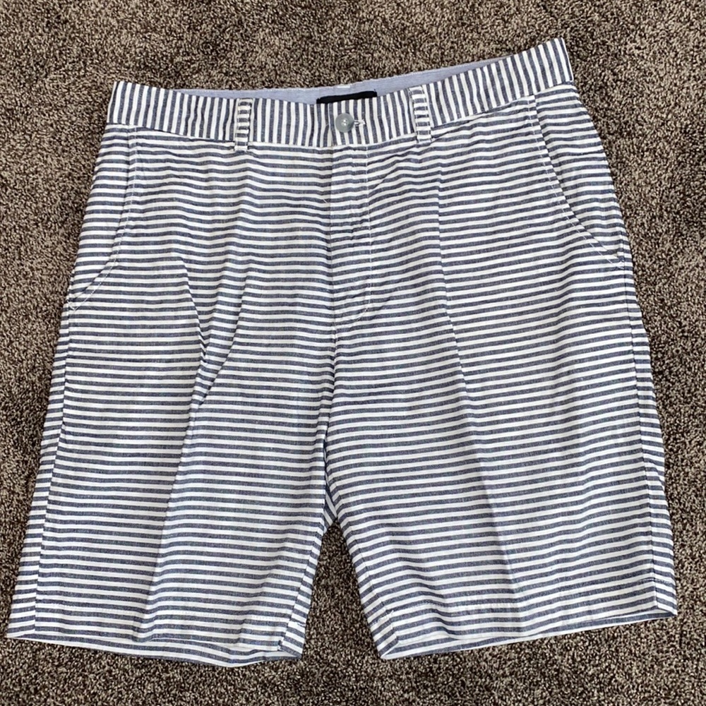 Tahari shorts